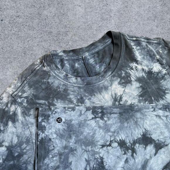 Lululemon Swiftly Tech Short Sleeve Tie Dye Grey - Picture 2 of 5
